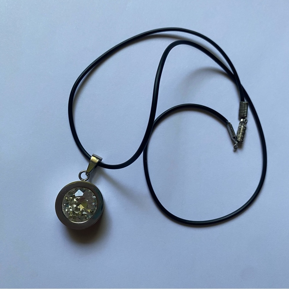 Vintage 90s CZ cubic zirconia diamond circle sphere pendant black velvet cord